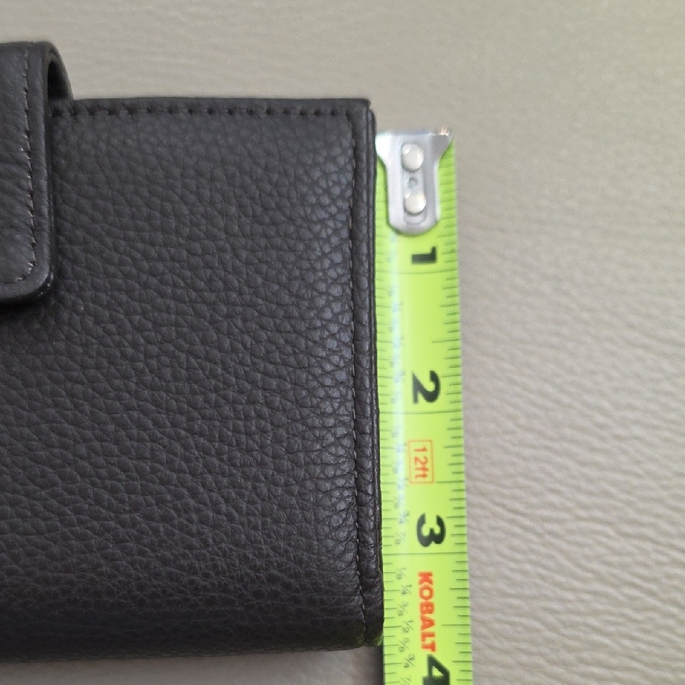 Giani Bernini Brown Softy Leather Wallet with a pebbled texture, NWOB And OT - Picture 12 of 13